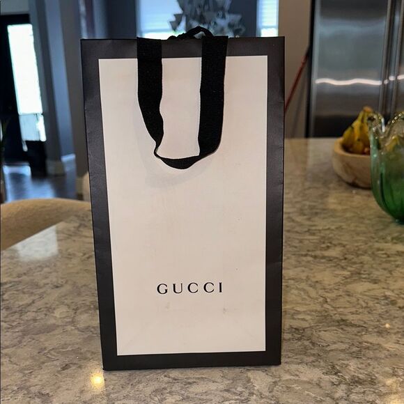 👜 Gucci Small Shopping Bag - Picture 1 of 3